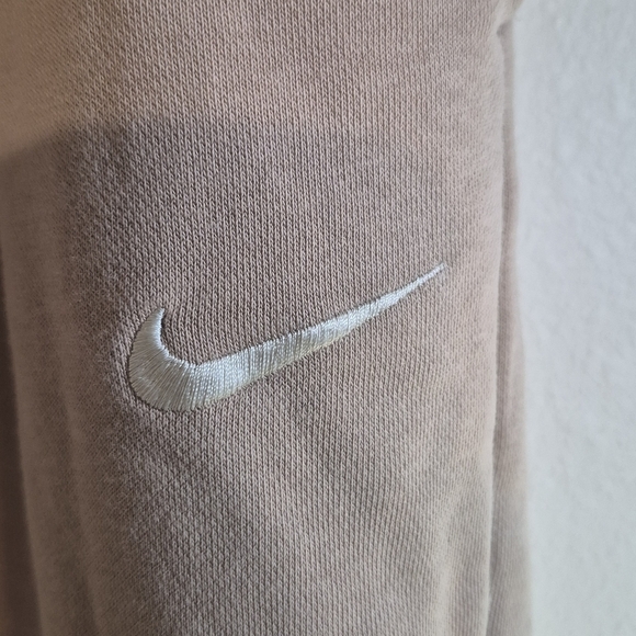 Nike Men's Beige Joggers - Picture 2 of 4